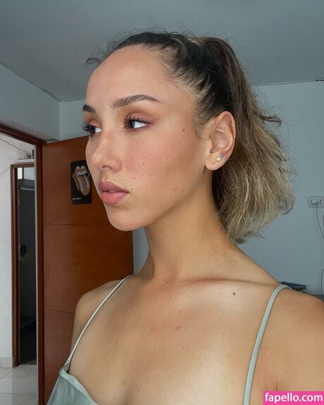 Micaela Caballero pornstar erotic gallery