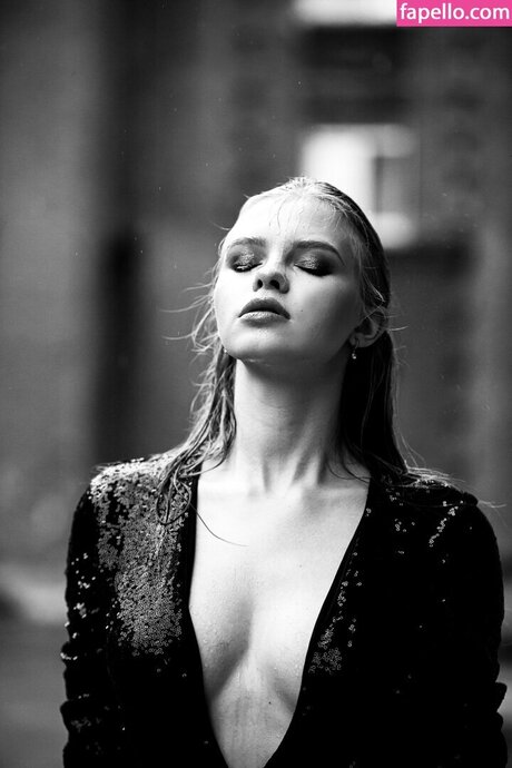 Eva Lee Model star nudes photos