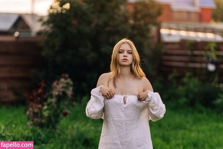 Eva Lee Model xxx actress archive