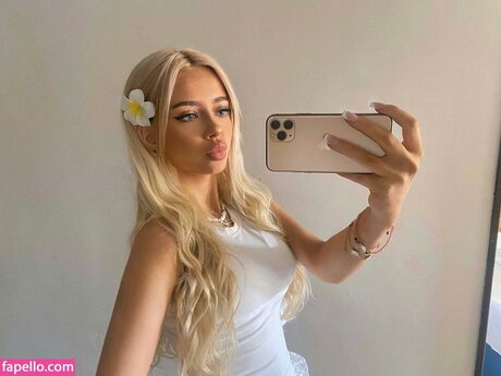 capriceaterrell pornographic model images