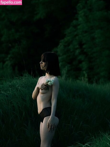 _agata kristi naked actress photo