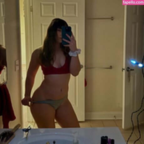 zennlife hd actress pictures