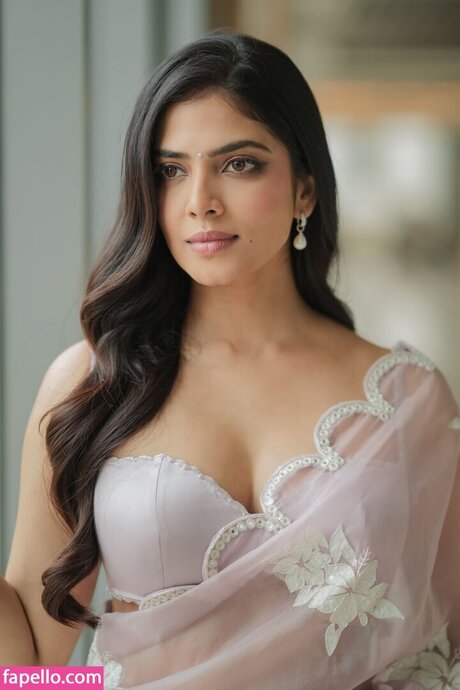 Malavika Mohanan pornstar high quality img
