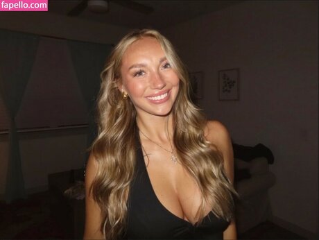 Jamie Gilbert nude pornstar photo