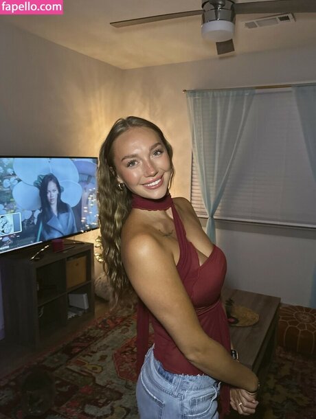 Jamie Gilbert star pretty pics