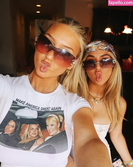 Sydney Thomas star erotic archive