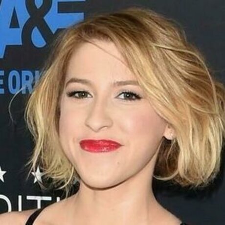 Eden Sher star hot img
