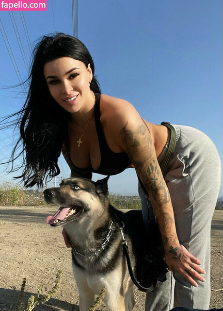 Captainmorrgan pornstar pictures