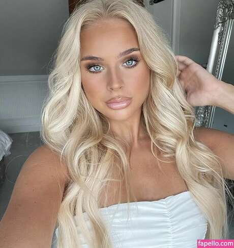 Maddie Tagg pretty model pics