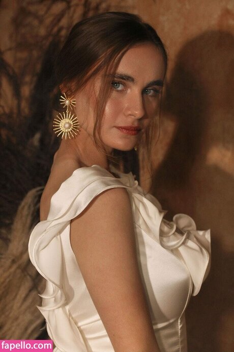 Stellapearl model nude images