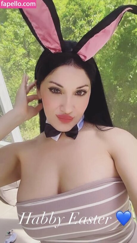 slanofflames beautiful actress img