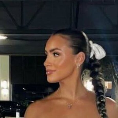 Ariana Barrett art star archive