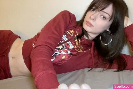 Carmaxlla free model pic