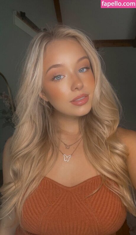 Lynzie Fulton star exclusive photo