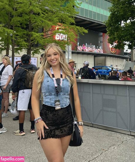 Lynzie Fulton sex actress pic