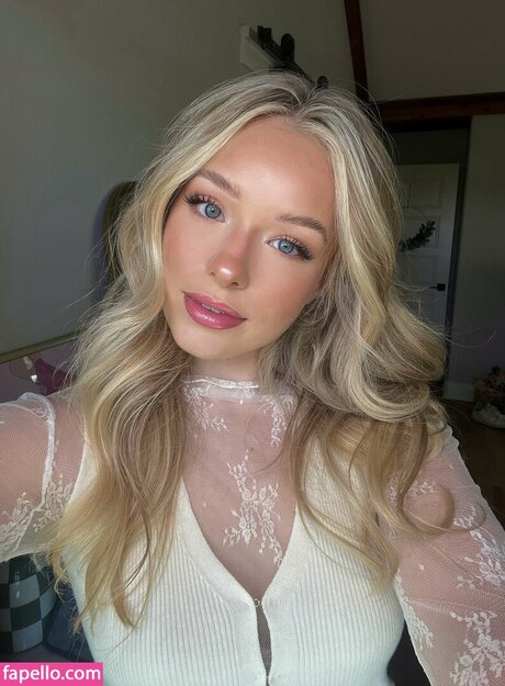 Lynzie Fulton erotic actress archive