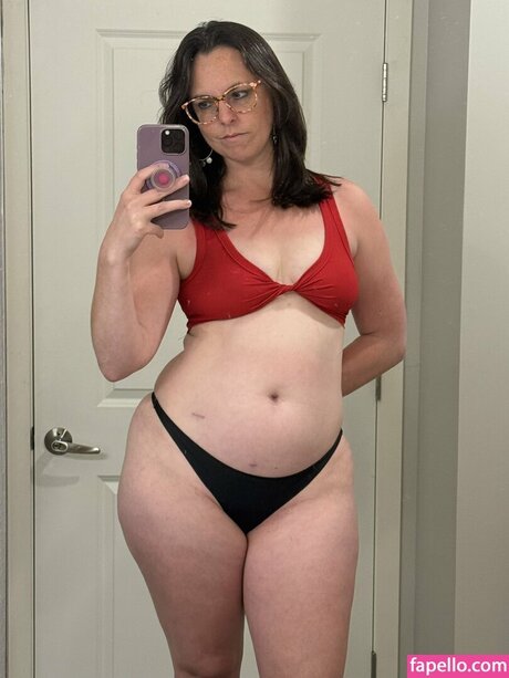 Sinbinsweetie model hd pic