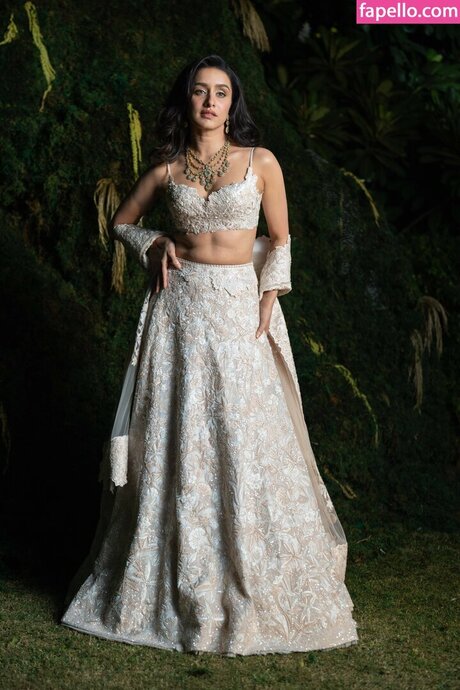 Shraddha Kapoor star art photo