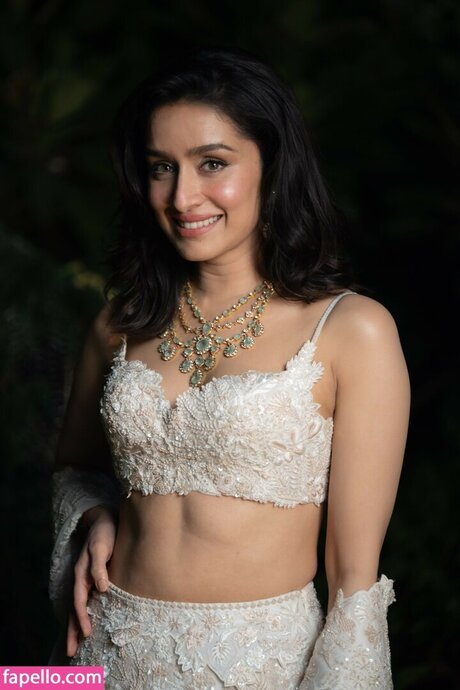 Shraddha Kapoor best model image