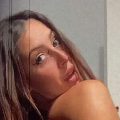 JENNI REIS hot model pics