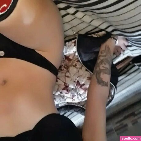 lucii p__ star naked photos