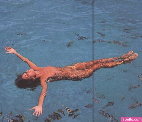 Alexia Dechamps sexy actress image