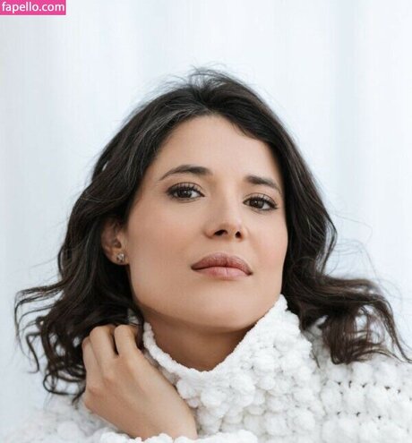 Manuela Do Monte star hd photo