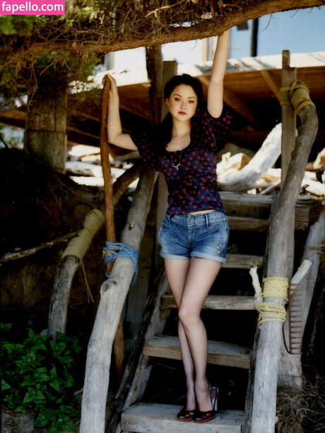 devonaoki pornstar art galleries