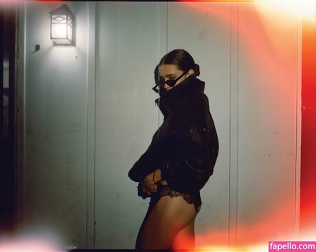 Talia Ryder star top pictures