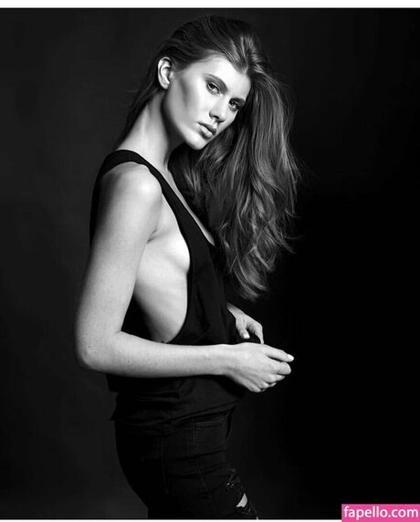 Brianna Duffield high quality pornstar galleries