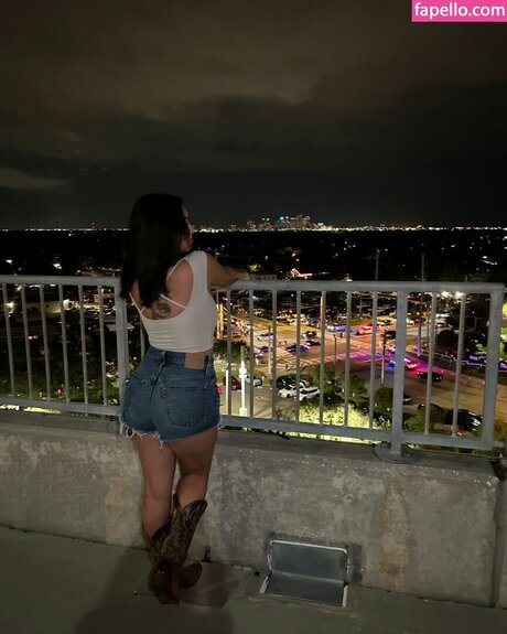 Sierra Elizabeth model high quality pic