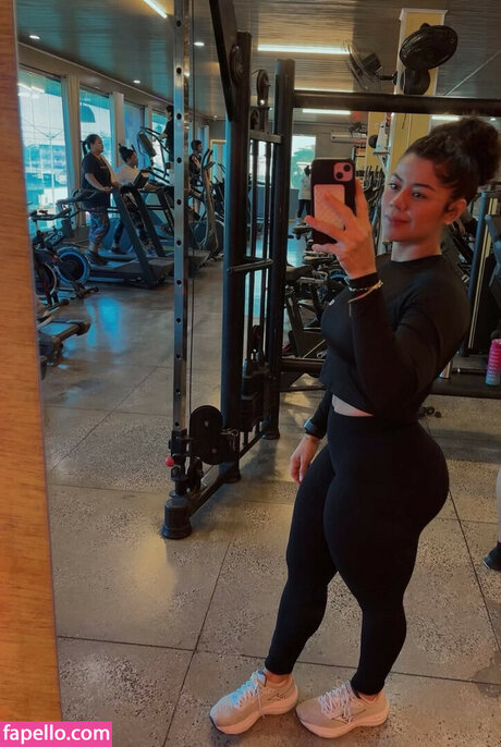 Thaynara Rodrigues nice pornstar pics