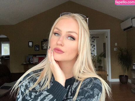 Leeana Houston pornstar hot archive