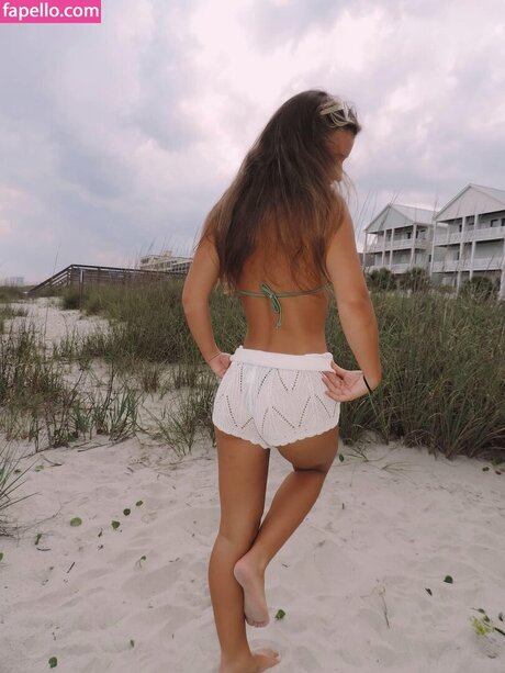 Sophia Sentner xxx model pic