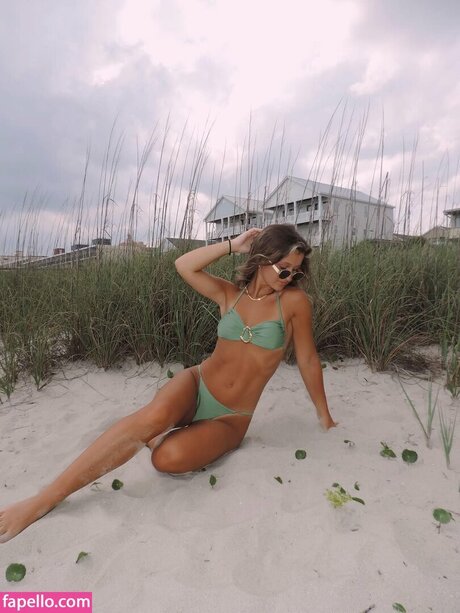 Sophia Sentner pornstar top img