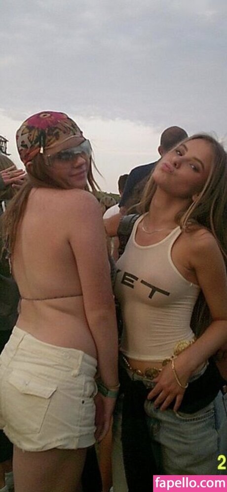 Daneliya Tuleshova model pictures