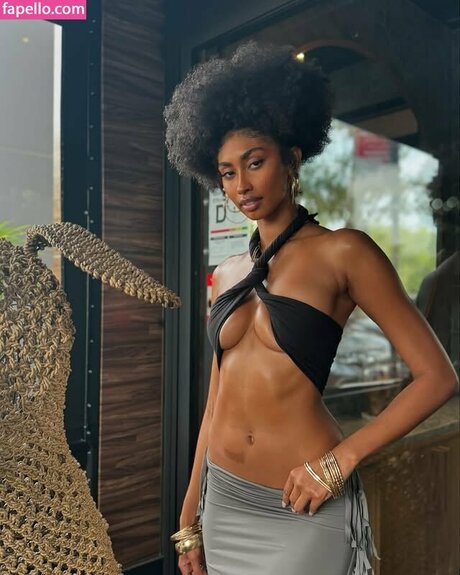 Jasmine Chola pornographic model images