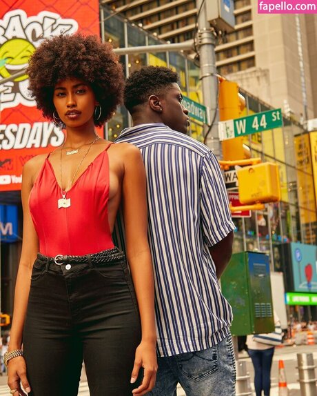 Jasmine Chola model top gallery