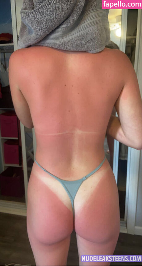 Cassidy Anne erotic star photo