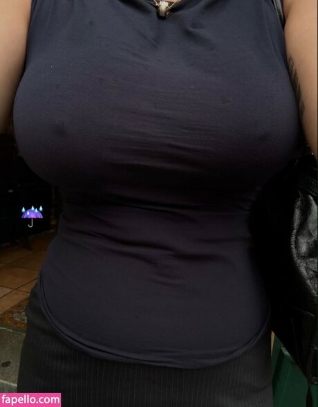 ZonxKaru model pornographic images