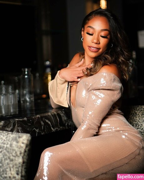 Alycia Baumgardner star beautiful pictures