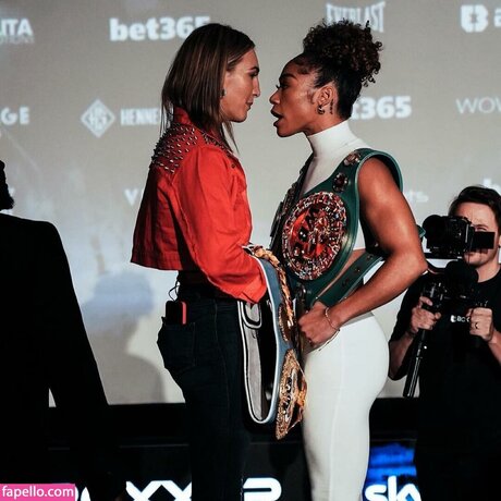 Alycia Baumgardner adult model photos