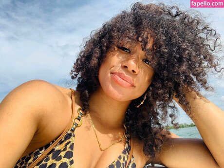 Alycia Baumgardner sex actress galleries