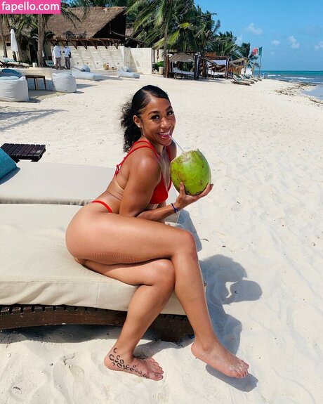 Alycia Baumgardner star hot archive