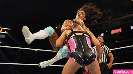 Kiana James star adult images