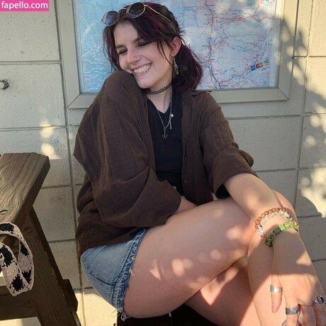 Msvioletvixxen pornstar adult pictures