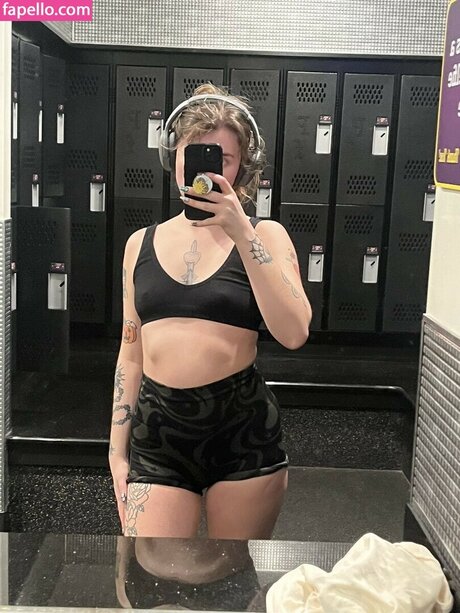 Msvioletvixxen pretty pornstar photos