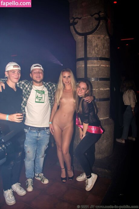 Beautiful Girls Groped exclusive star photo