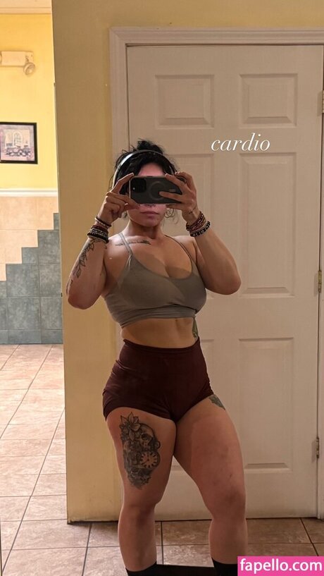 Kingandrea nude star photo