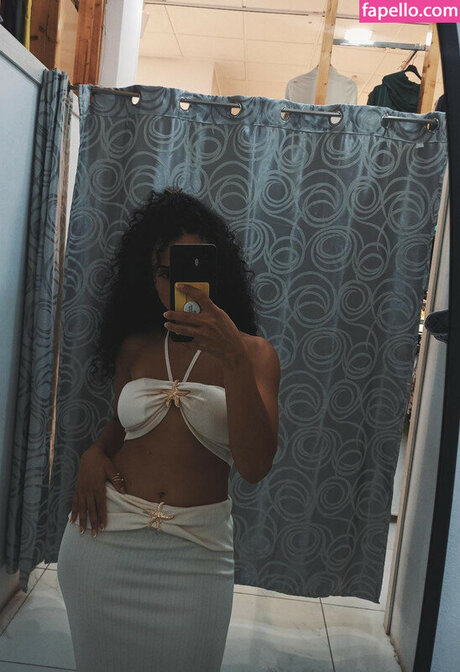 suzysuza exclusive model img